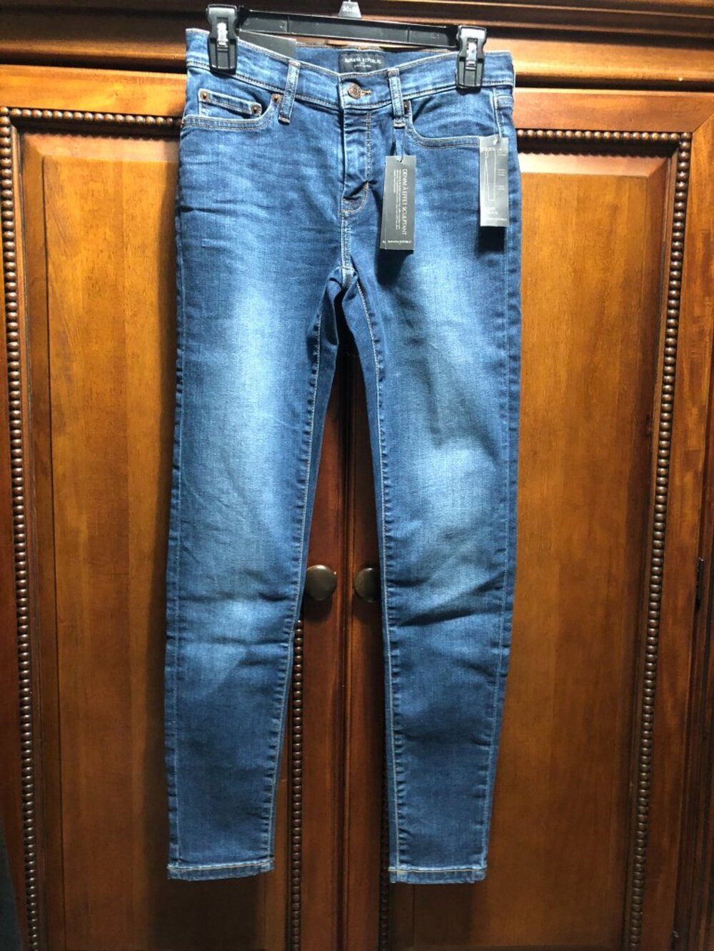 NWT Banana Republic Sculpt Skinny Jeans Medium Wash Mid Rise Size 26/2